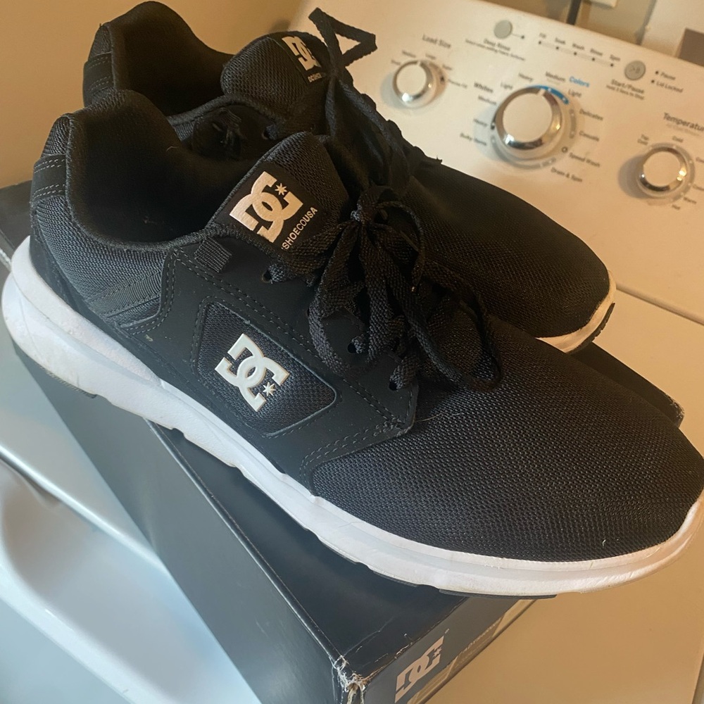 DC Skyline, size 12